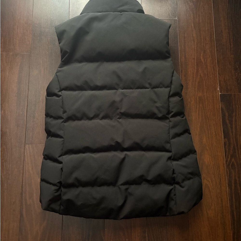 Canada Goose women’s freestyle vest - Picture 7 of 10